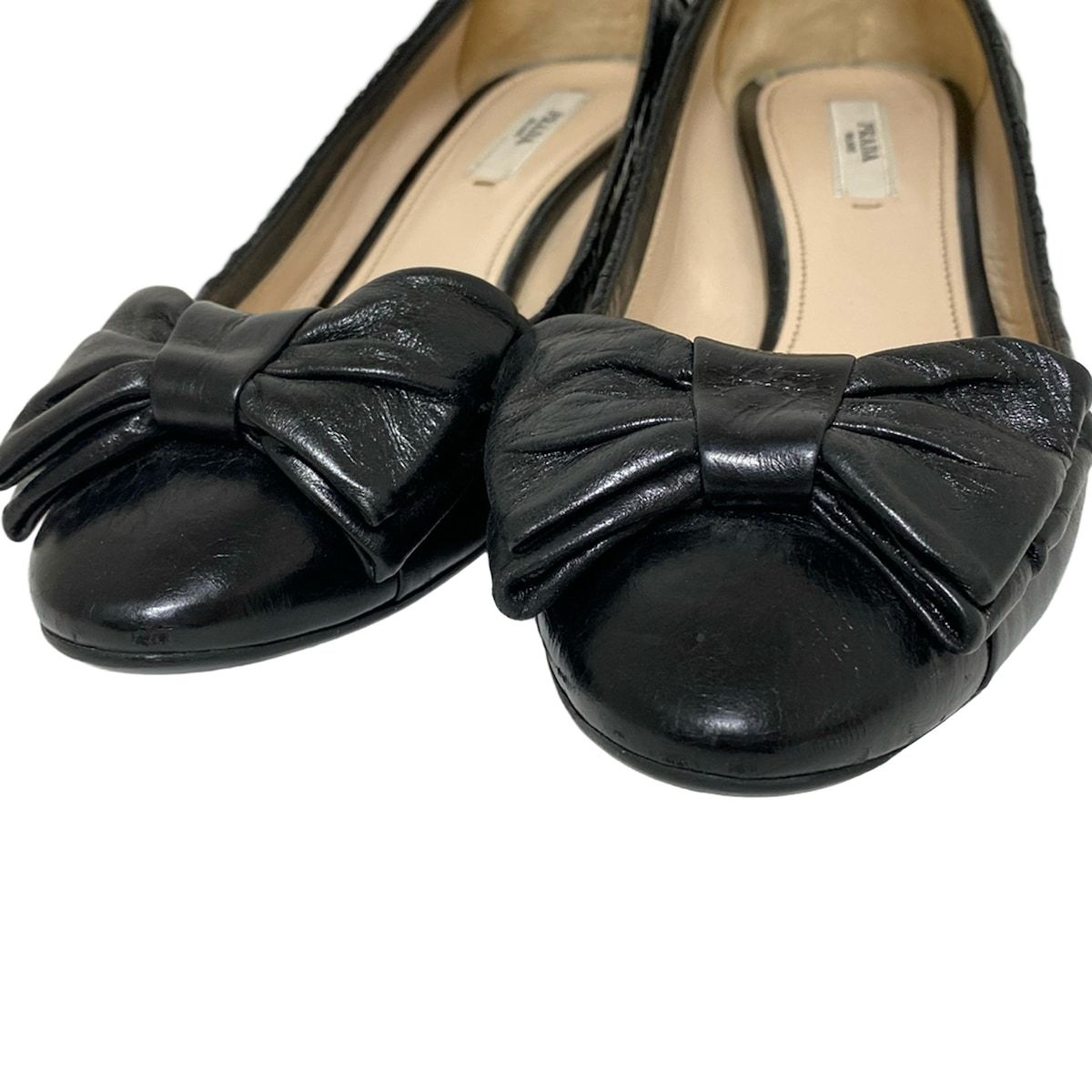 PRADA 黒 リボン付きパンプス 24.5 PRADA - 未使用 プラダ PRADA パンプス フラットパンプス