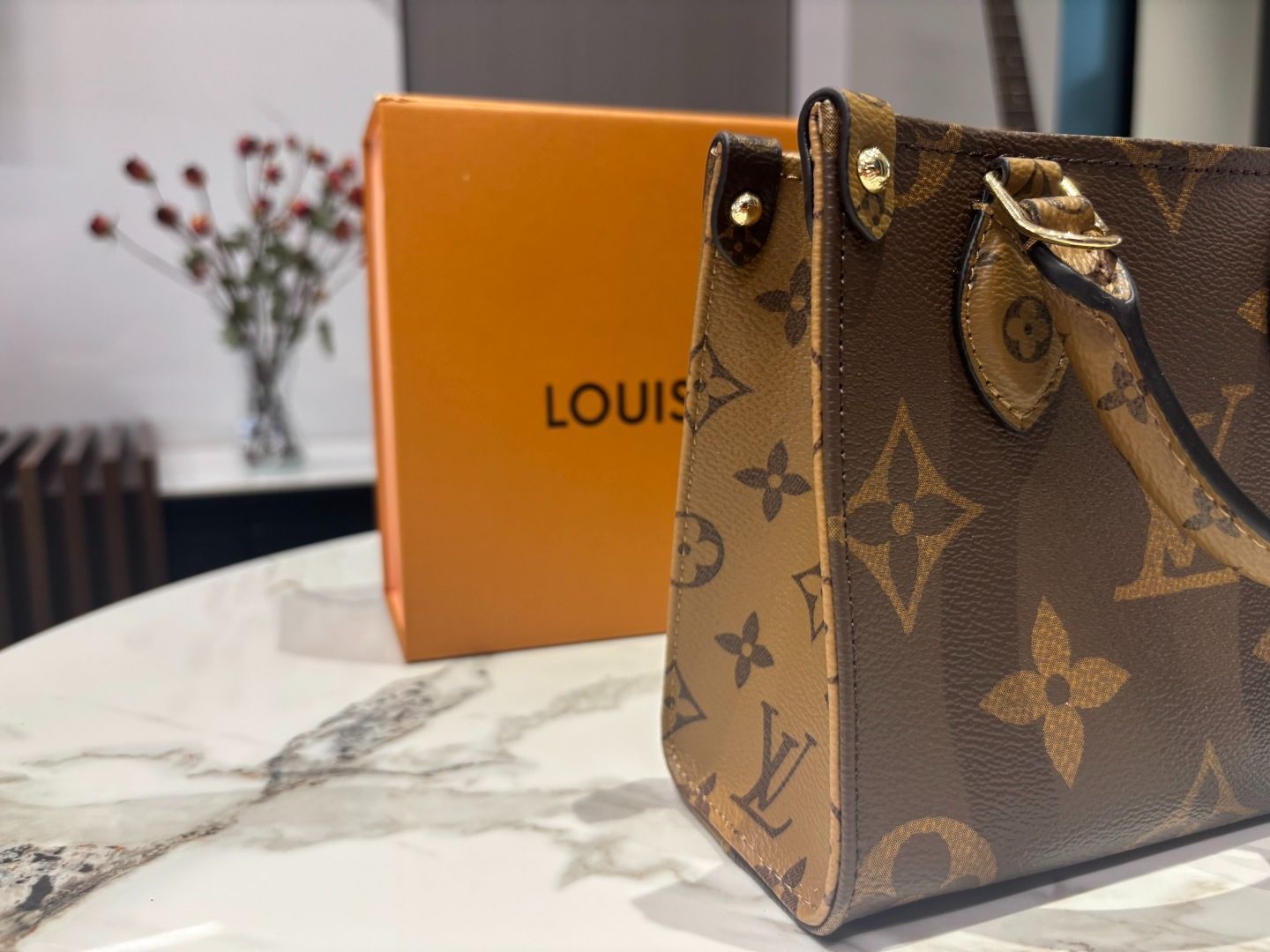 Louis Vuitton On the go Jungle レオパード トートバッグ Louis Vuitton On the go Jungle レオパード トートバッグ