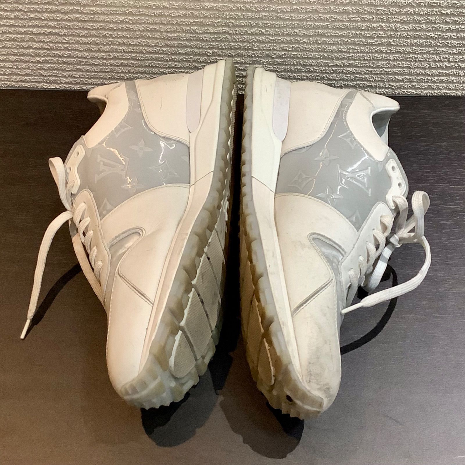 ルイヴィトン LOUISVUITTON ランナウェイ ライン スニーカー