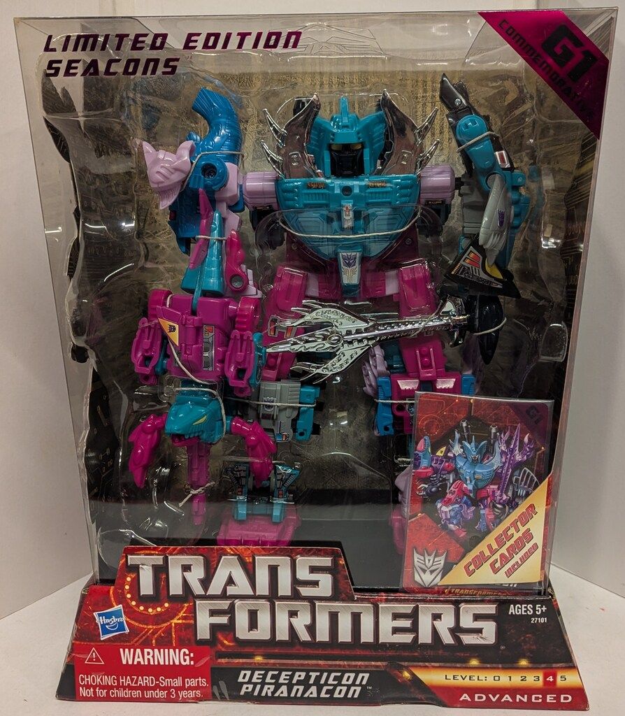 HASBRO COMMEMORATIVE TRANSFORMERS TF|G1 COMMEMORATIVE PIRANACON
