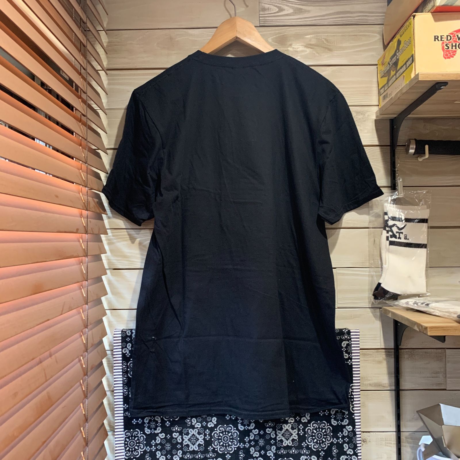 SALE !!  POLER ポーラー　FURRY FONT TEE