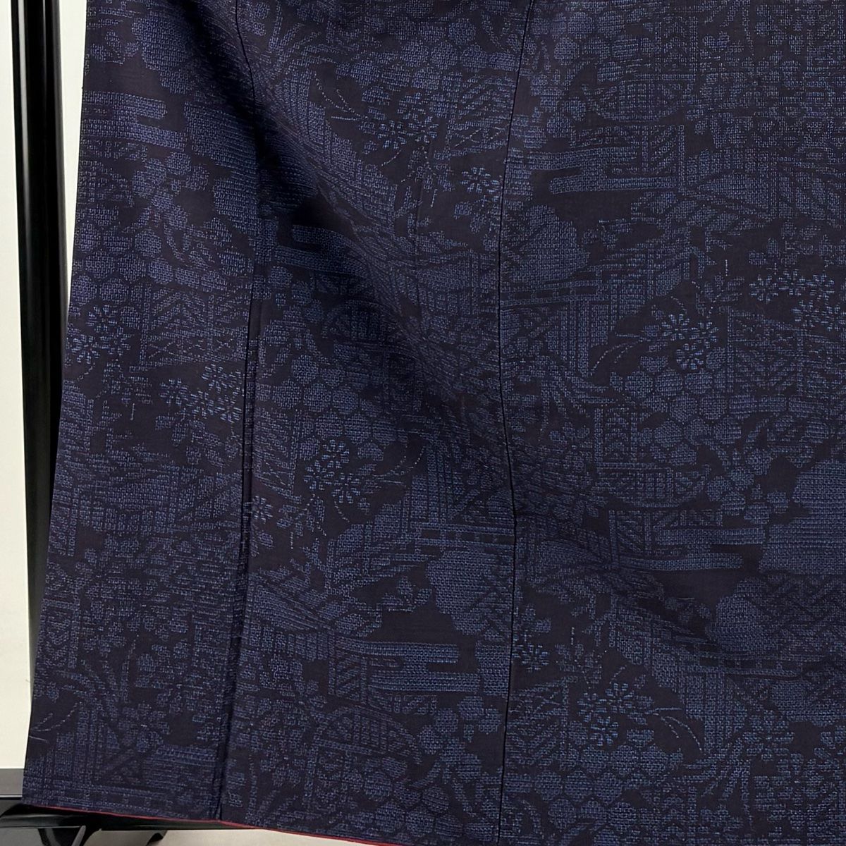 紬 身丈162.5cm 裄丈63cm S 袷 証紙 草花 亀甲絣 紺色 正絹 秀品