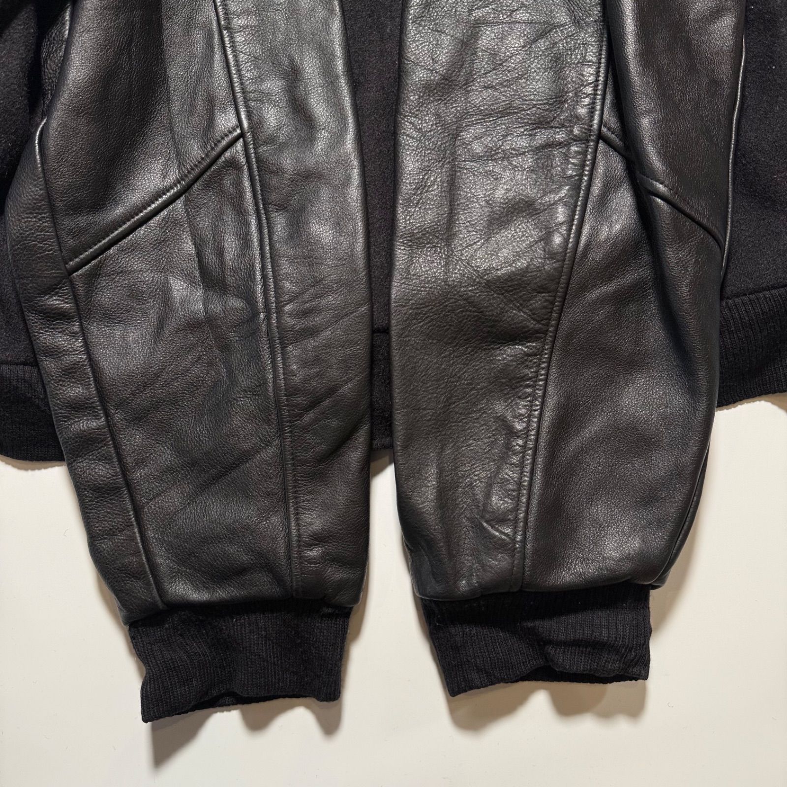 プログラミング言語 JAVA刺繍 ブラックウールレザースタジャン 【L