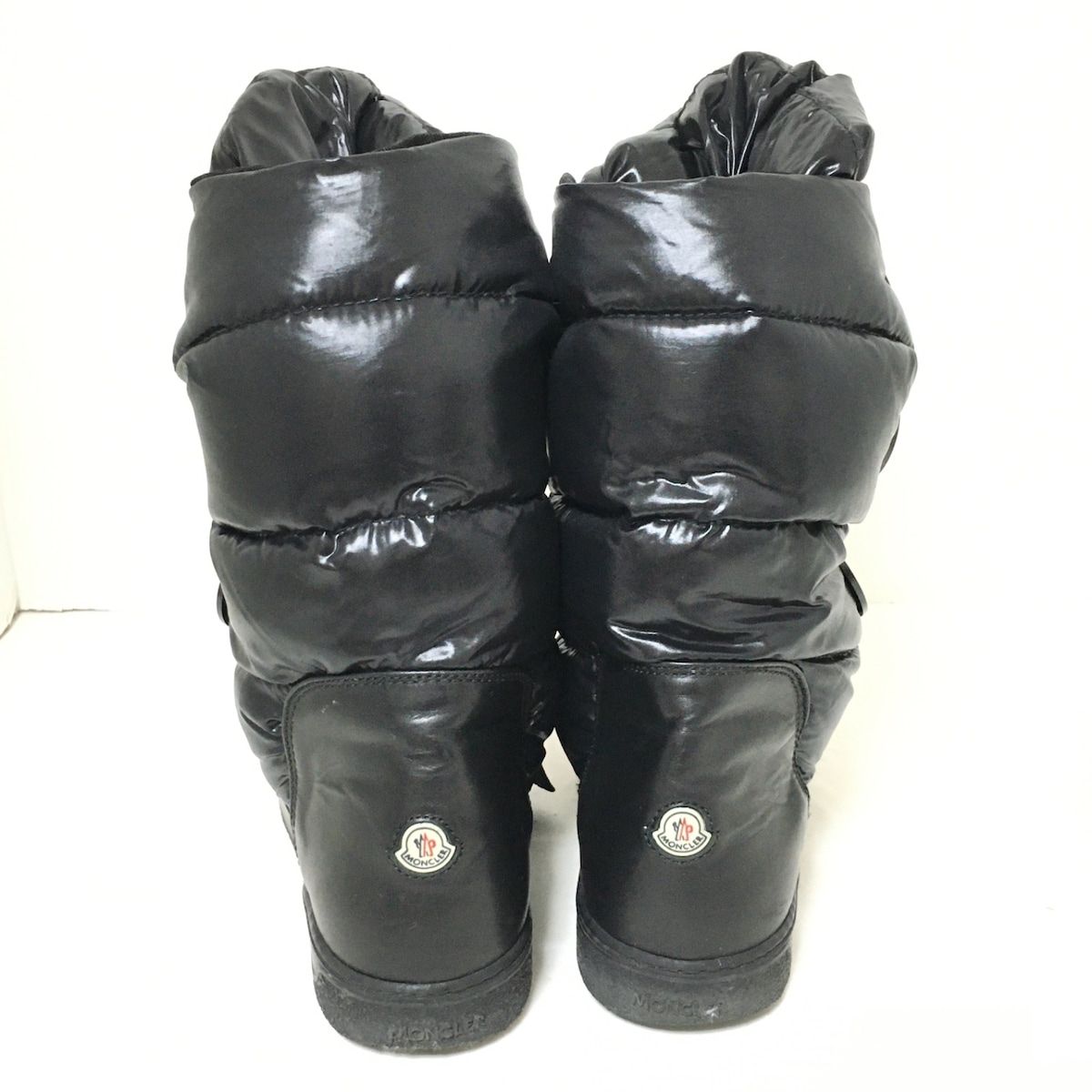 MONCLER(モンクレール) ショートブーツ 36 レディース - 黒 ダウン 化学繊維×レザー - メルカリ