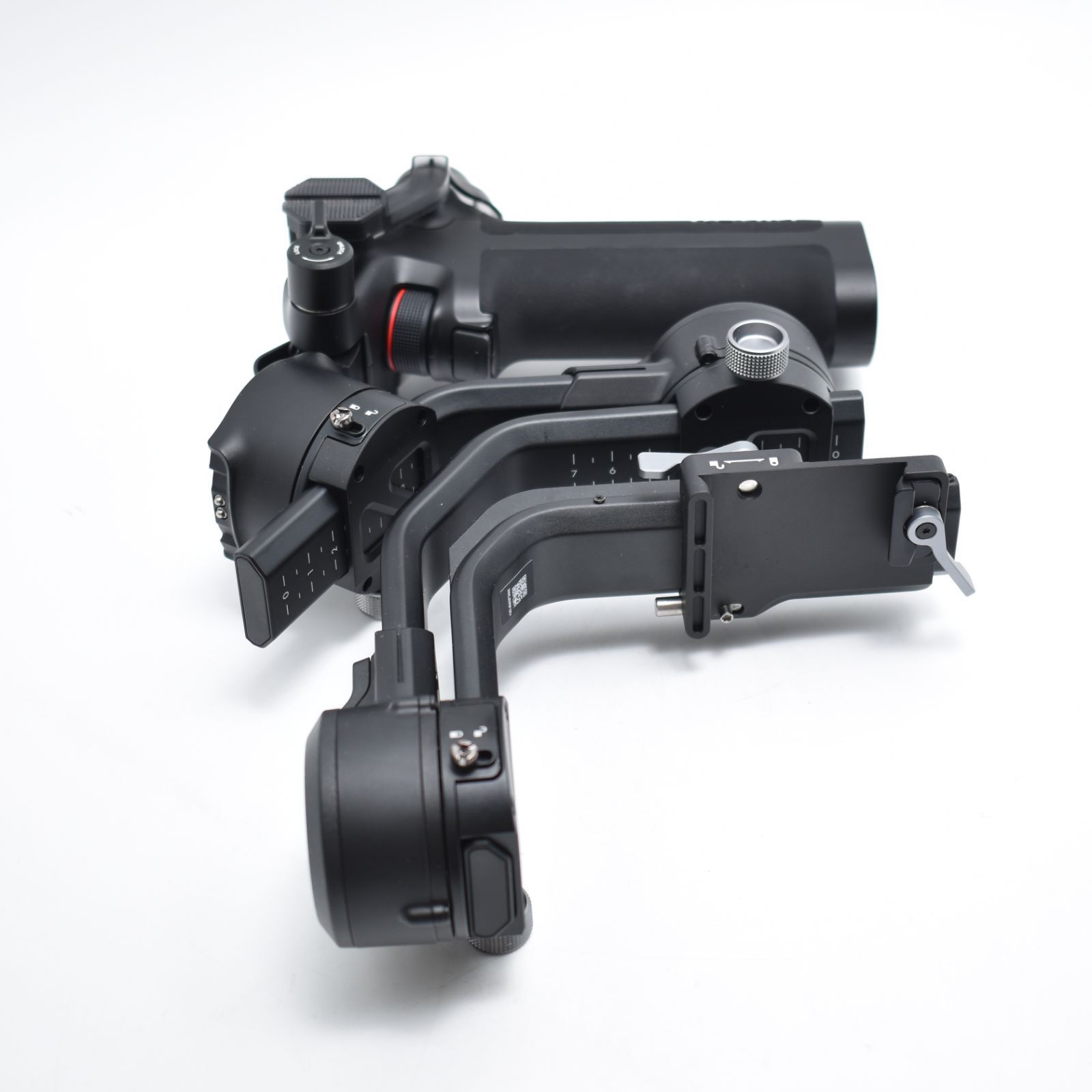  B 9241 DJI RSC 2 3軸ジンバルスタビライザー 一眼レフカメラ向け 折りたたみ設計 最大積載量 試験値 3 kg 縦位置撮影にすぐに切り替え Canon Sony Panasonic Nikon Fujifilm製カメラ対応 デジタル一眼レフ デジタルカメラ