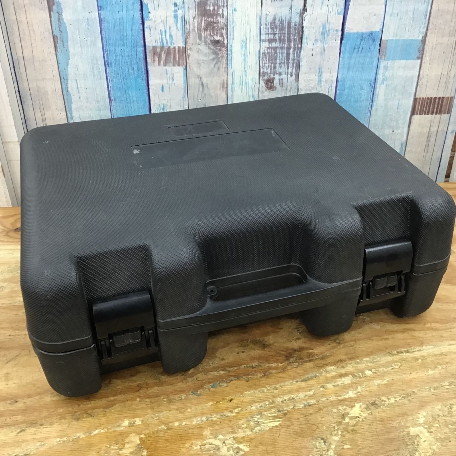makita コードレス鉄筋カッター