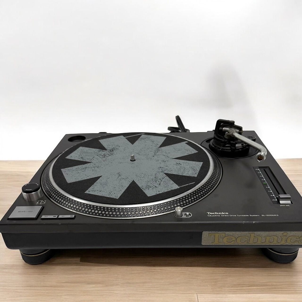 ターンテーブル レコードプレーヤー