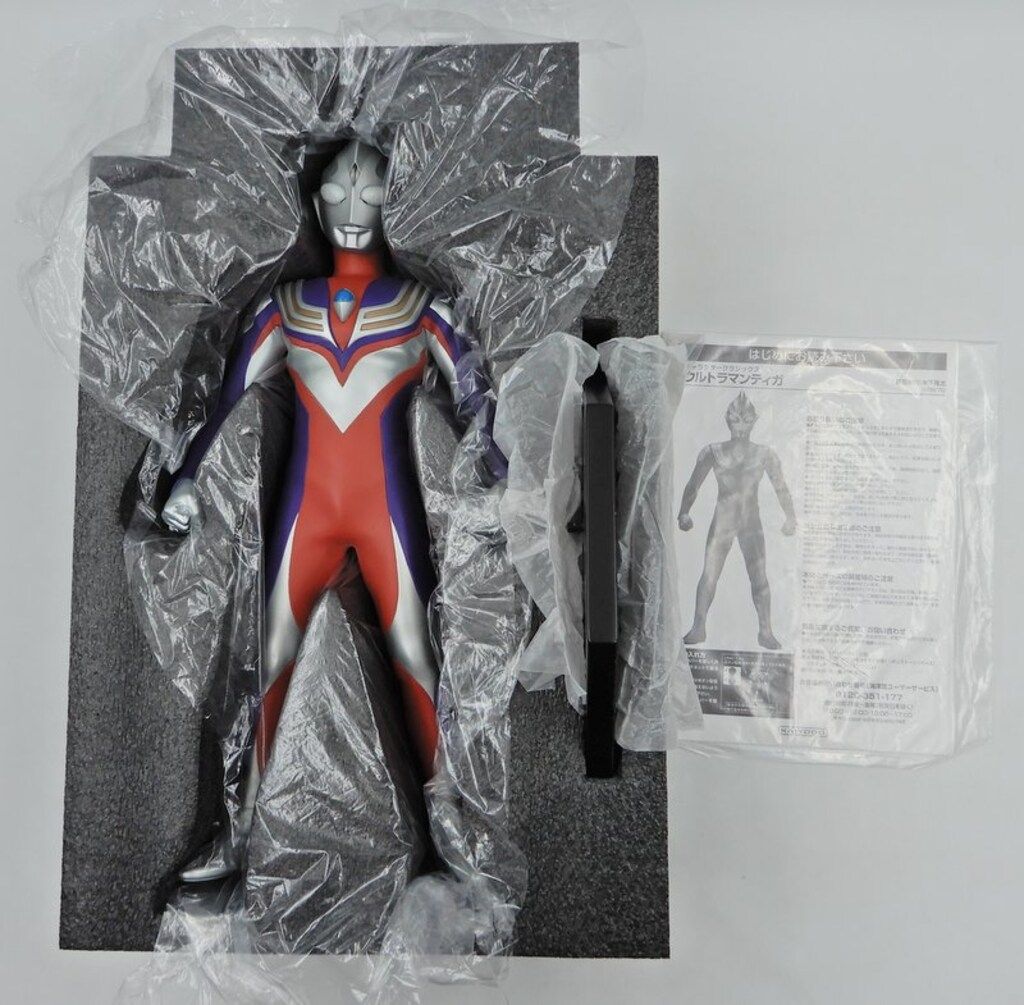 ウルトラマンティガ 完成品