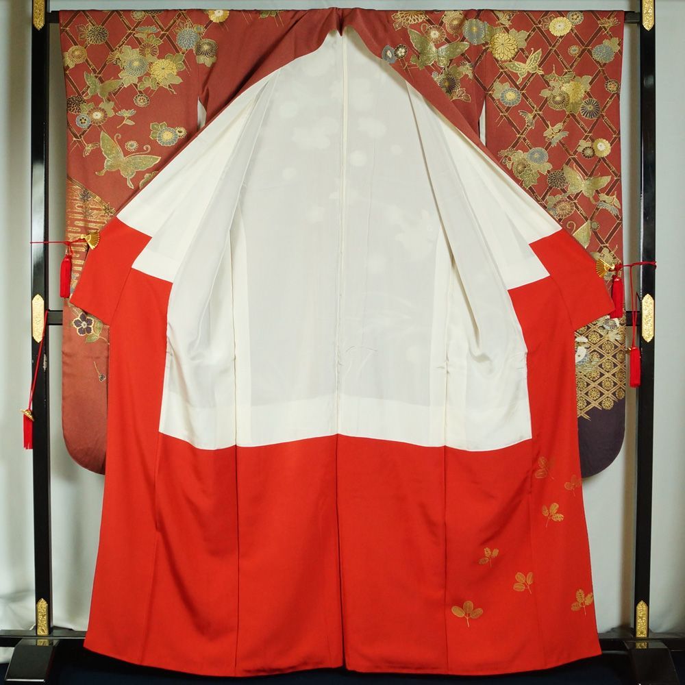 【和】15761o 振袖　長襦袢　袋帯　3点セット　花弁散らしに桜と組紐文　着物 和】15761o 振袖 長襦袢 袋帯 3点セット 花弁散らしに桜と組紐文