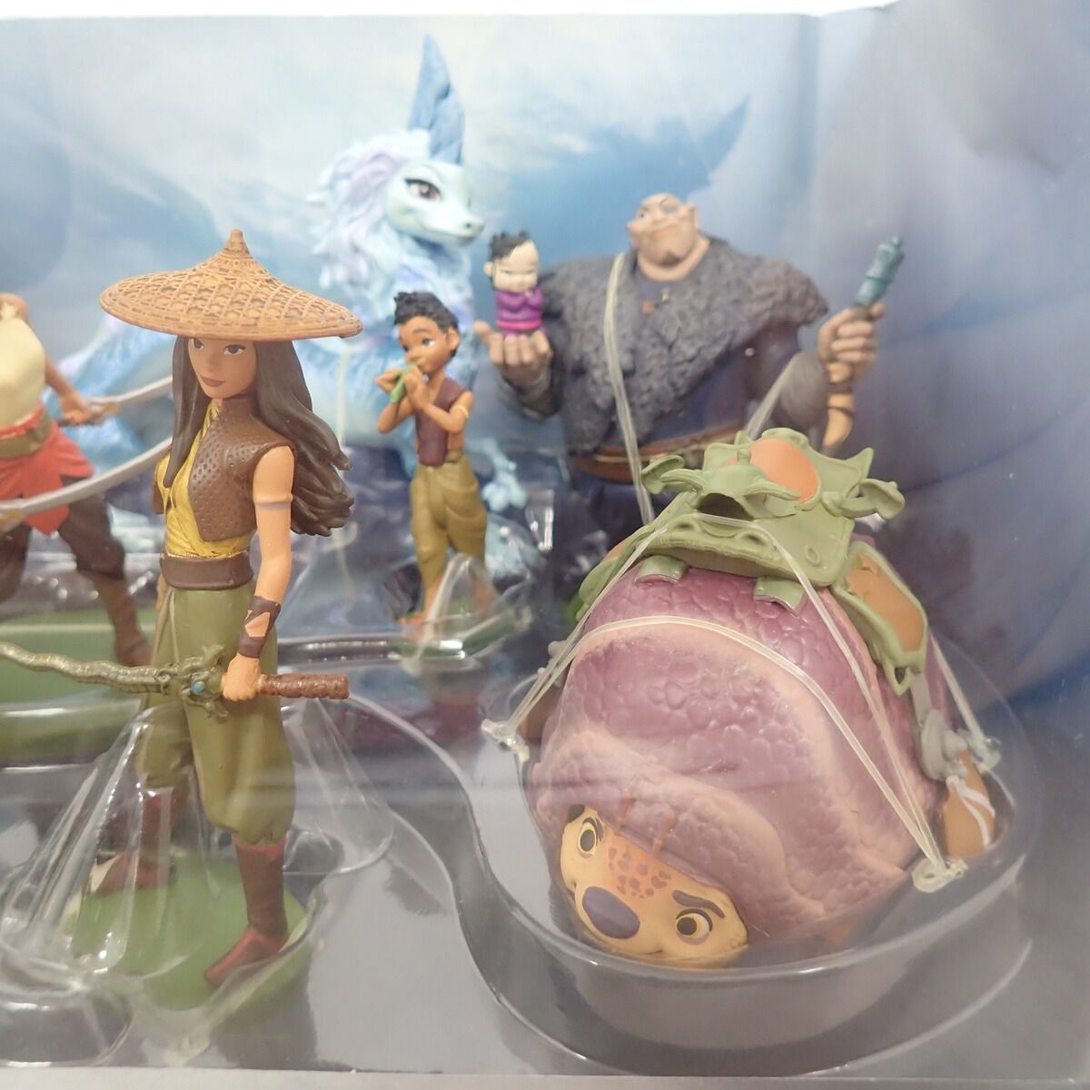 未開封 ディズニー ラーヤと龍の王国 デラックスフィギュアセット  