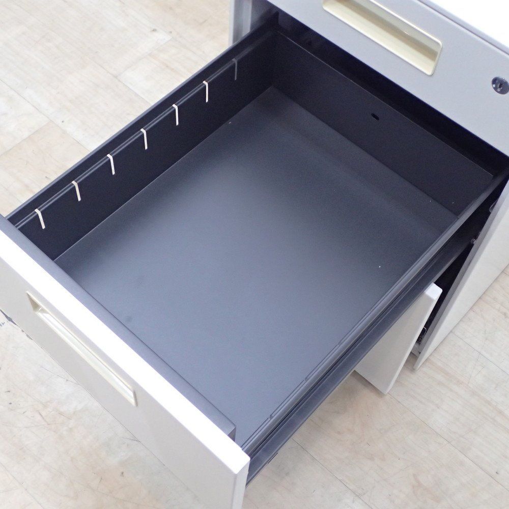 サイドキャビネット 袖机