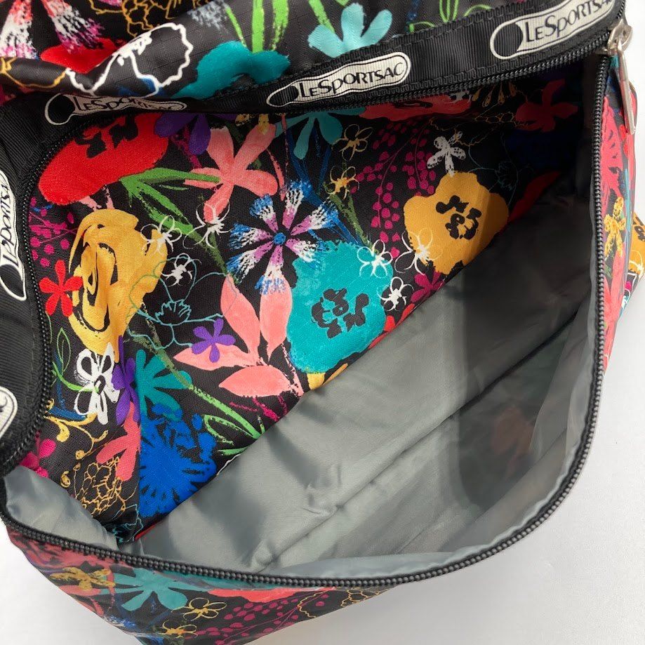 LesportSAC　レスポ　レスポートサック リュック 花柄