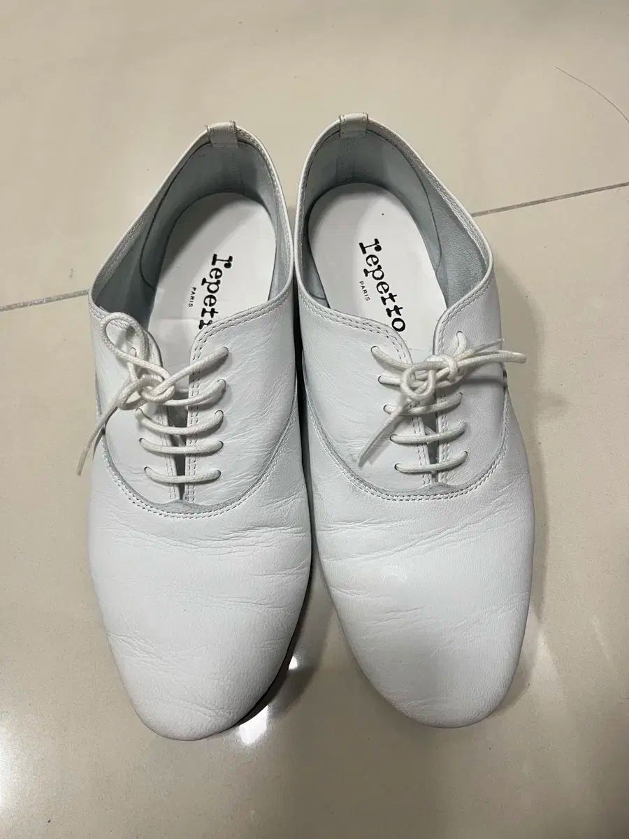 Repetto レペット REPETTO ZIZI ジジ Zizi シューズ 靴 白 ホワイト 紐なし スリッポン 39 Repetto レペット Zizi ジジ オックスフォードレザーシューズ ホワイト