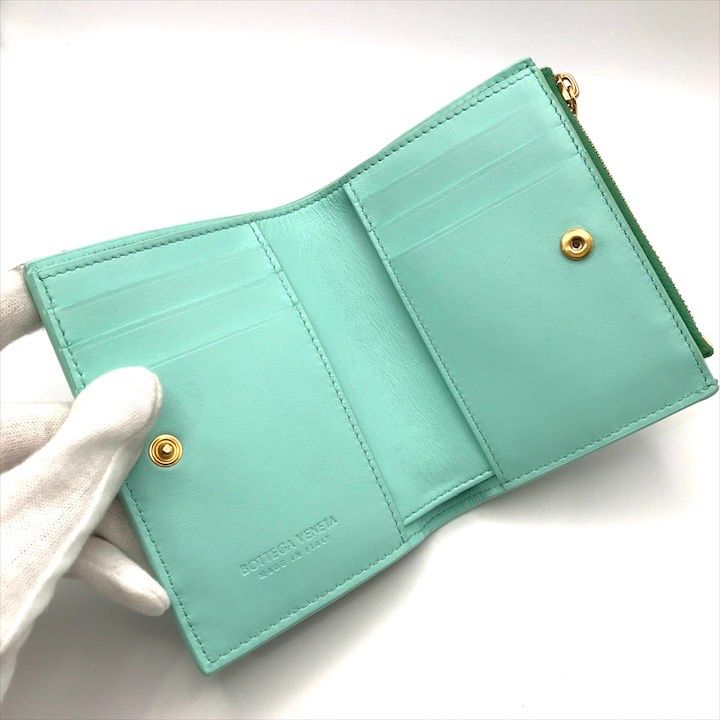 美品 BOTTEGA VENETA ボッテガ カセット スモール 二つ折り 財布