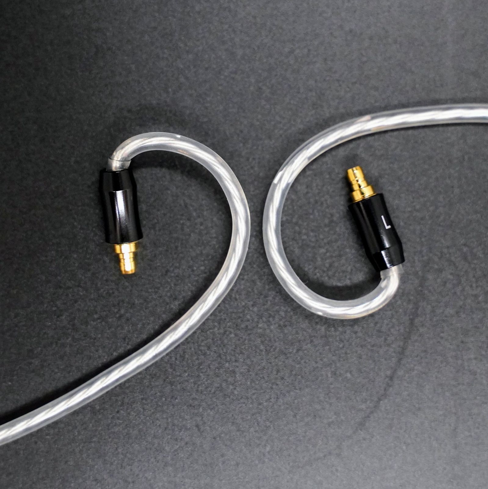 特別価格専用出品 7N超冷凍製単結晶銅銀メッキリケーブル IE900/4.4mm