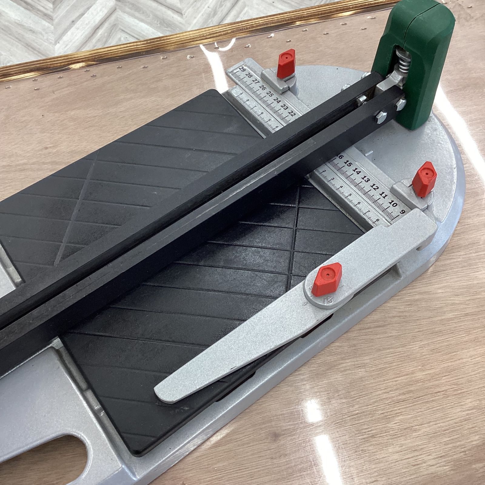 BOSCH(ボッシュ) タイルカッター(470mm) PTC470【越谷店】 - メルカリ