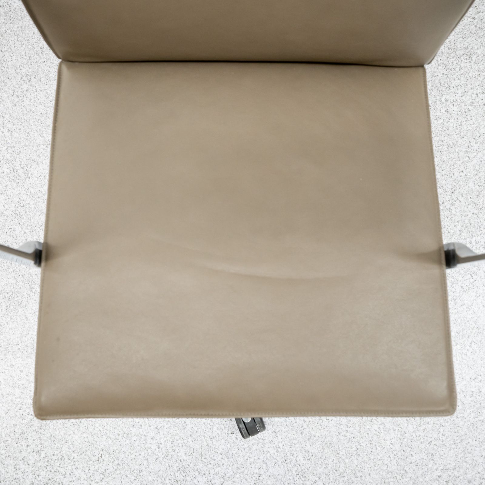 Walter Knoll