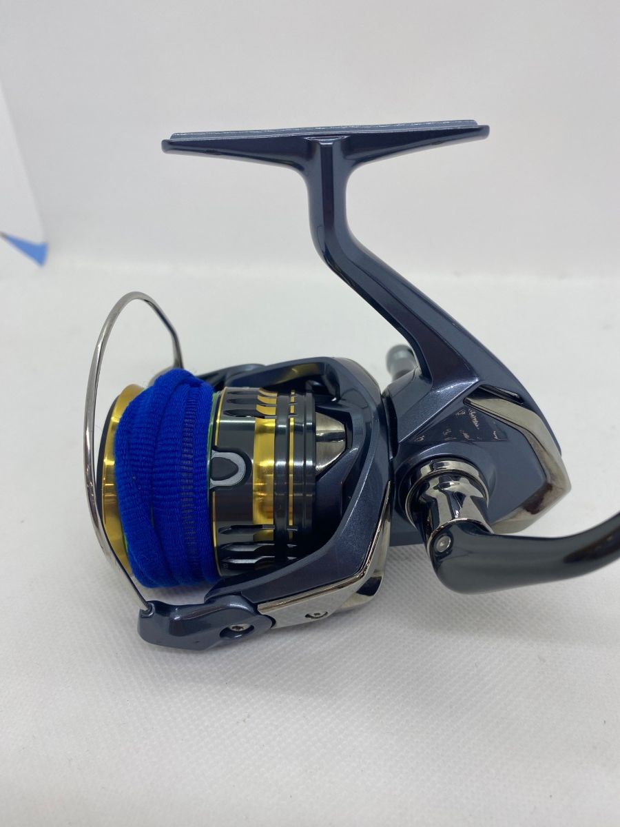 SHIMANO - ΨΨSHIMANO シマノ スピニングリール　21アルテグラ 2500SHG　箱・ カスタムハンドルノブ・スタンド付 04331 シマノ (SHIMANO/シマノ) 21 アルテグラ 2500 04330 (043306