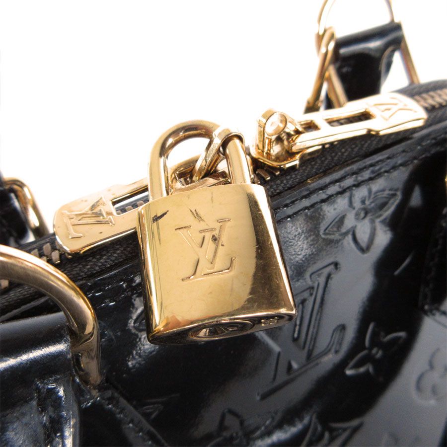 ルイ ヴィトン LOUIS VUITTON 斜め掛けショルダーバッグ