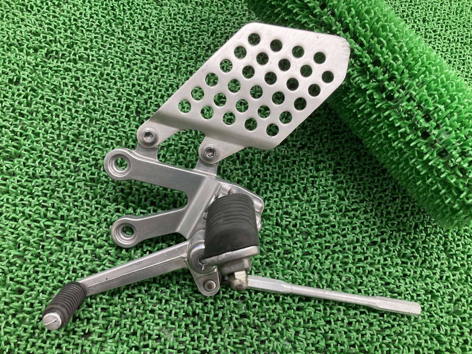 ZX-12R ステップ 左 1062 セール中 カワサキ 純正 バイク 部品 ZXT20B