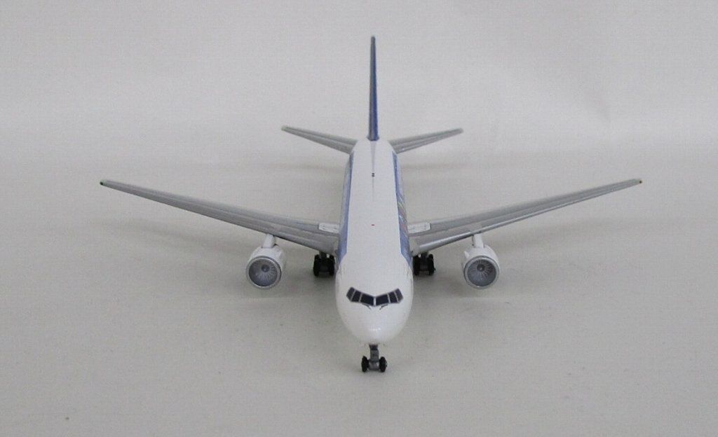 フェニックス 1/400 スカイマーク B767-300ER JA767A ヤマト車検
