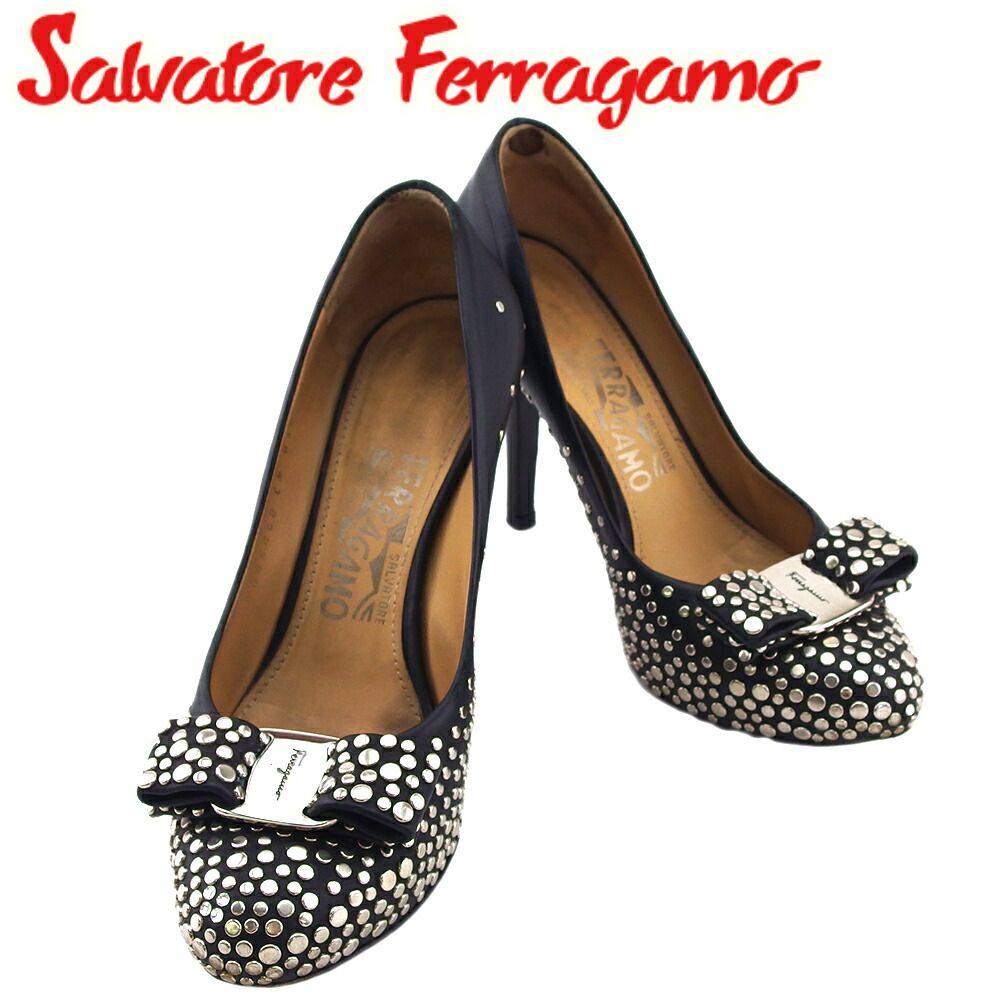 サルヴァトーレフェラガモ Salvatore Ferragamo パンプス ヴァラ