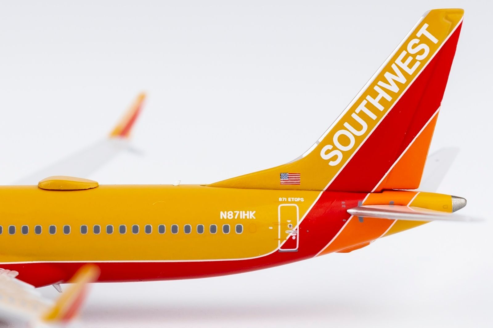 サウスウエスト航空 737MAX8 N871HK 1/400 Amazon.co.jp: サウスウエスト航空 737MAX8 N871HK 1/400 : ホビー