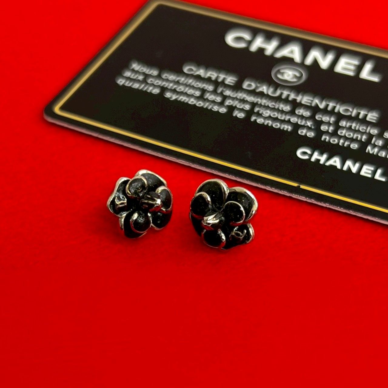 極 美品 希少品 コメあり 08P CHANEL シャネル カメリア ピアス 合金 