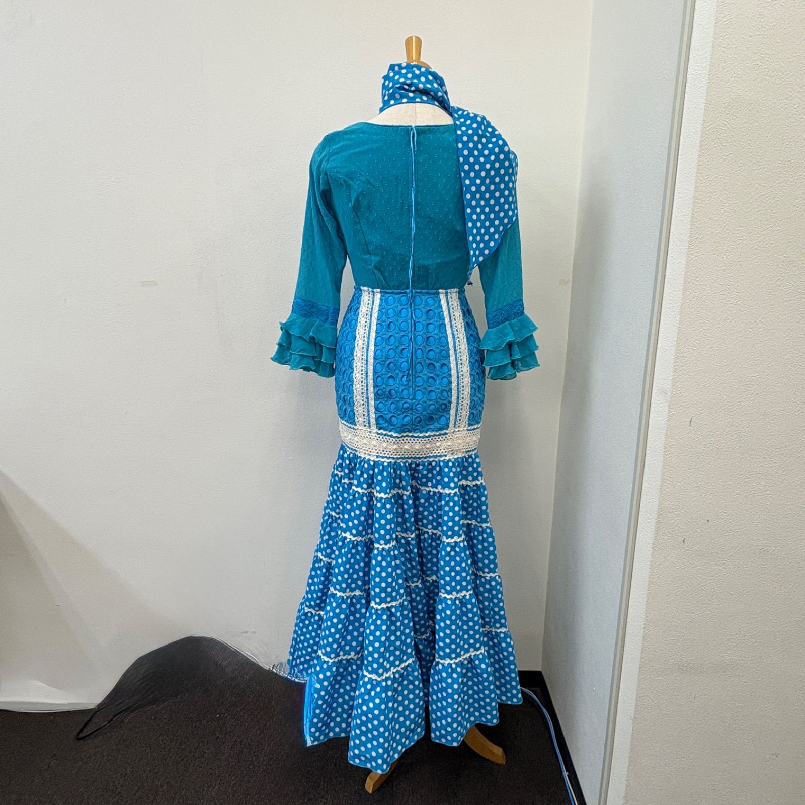 フラメンコ　ドレス　衣装　ワンピース　ファルダ　スカーフ フラメンコ ドレス ワンピース ロング丈 マキシ丈 モダン