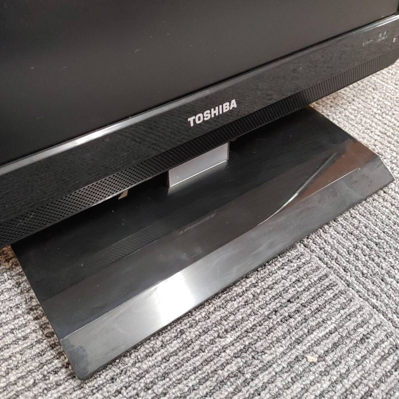 東芝(TOSHIBA) LED 液晶テレビ REGZA(レグザ) 19A2 - メルカリ