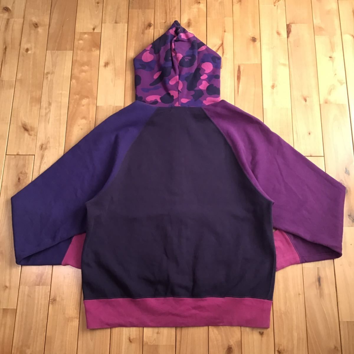 Purple camo カレッジロゴ クレイジー パーカー Lサイズ a bathing ape  