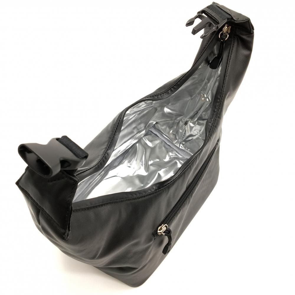 新品未使用品　マスターバニー保冷カートバッグ　ゴルフカートバッグ 未使用品】マスターバニー 保冷カートバッグ 黒×白 ロゴプリント