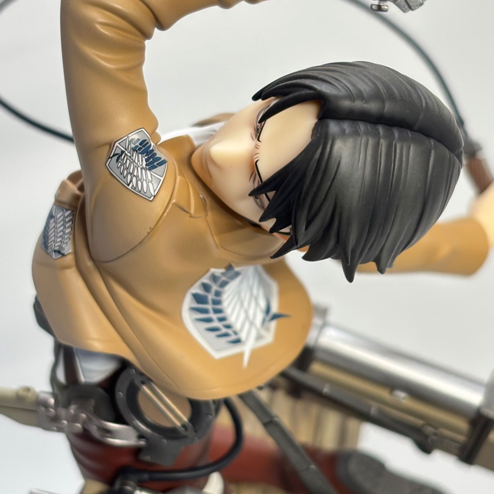 進撃の巨人 ARTFX J リヴァイ 1/8スケール フィギュア