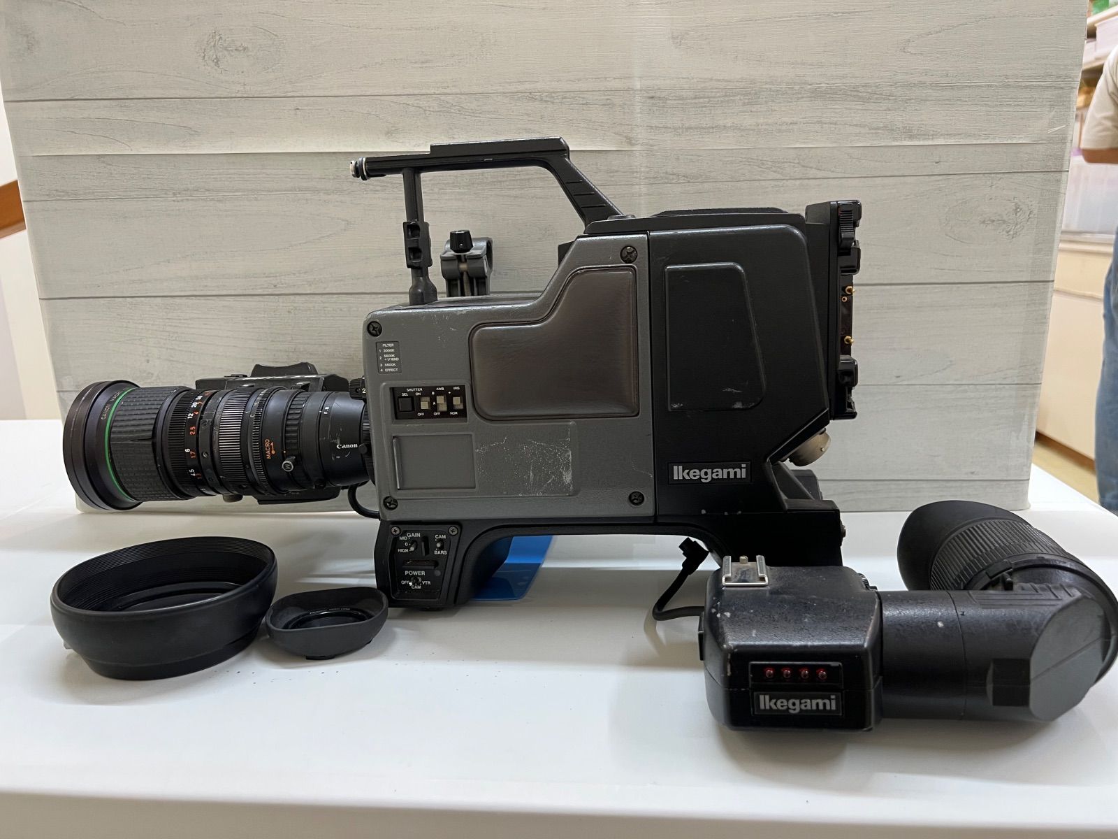 O3-55 Ikegami 業務用ビデオカメラ HC-210 ＆ Canon ZOOM レンズ ＆ Ikegami VF15-39A レンズフード2種 5点セット ジャンク