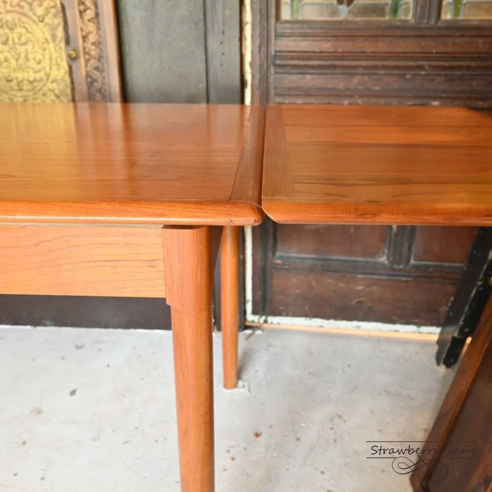 デンマークヴィンテージ ダイニングテーブル