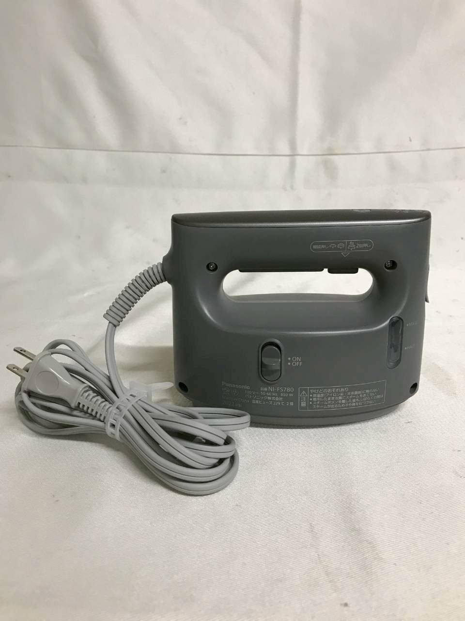 北見市発】パナソニック Panasonic スチームアイロン NI-FS780 2022年 