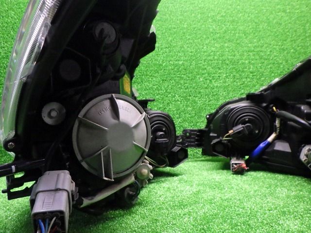 前期 ヘッドライト左右