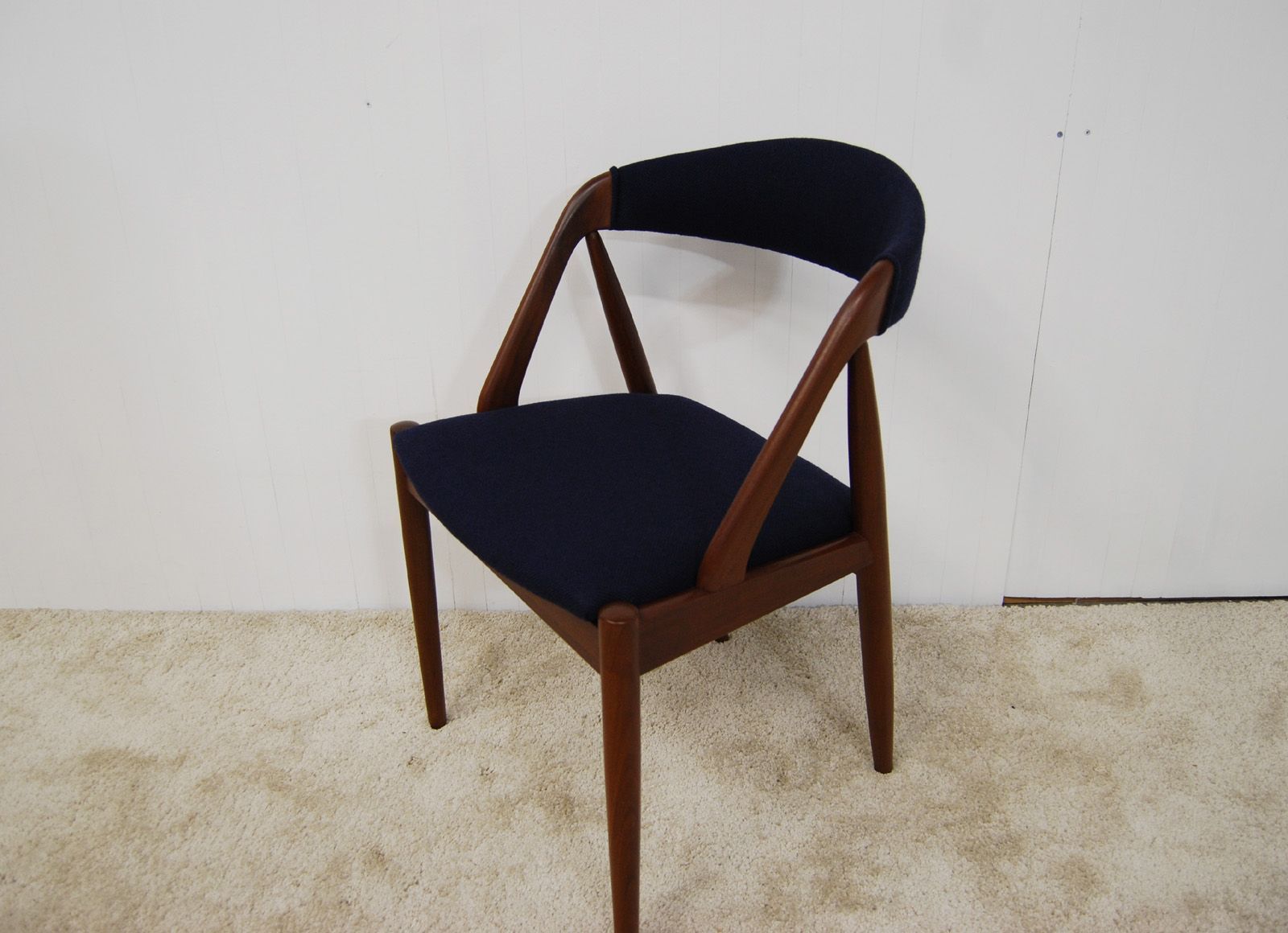 Kai Kristiansen NV31 Dining Chair カイ クリスチャンセン NV31チェア ネイビー B 北欧ビンテージ デンマーク MARWIL-DEMENAGEMENTS_CH