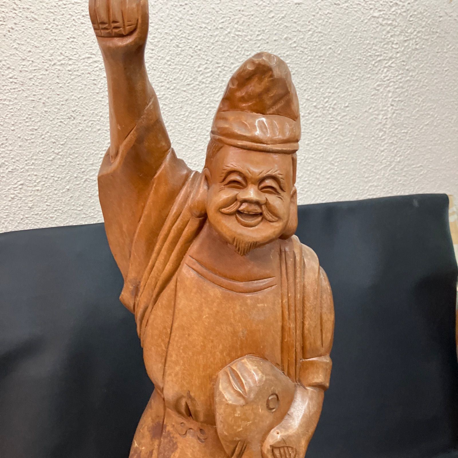 七福神 木製彫刻 木彫り　約90㎝ 全長約90cm 七福神 木彫りのかなり大きくて立派な恵比寿様です