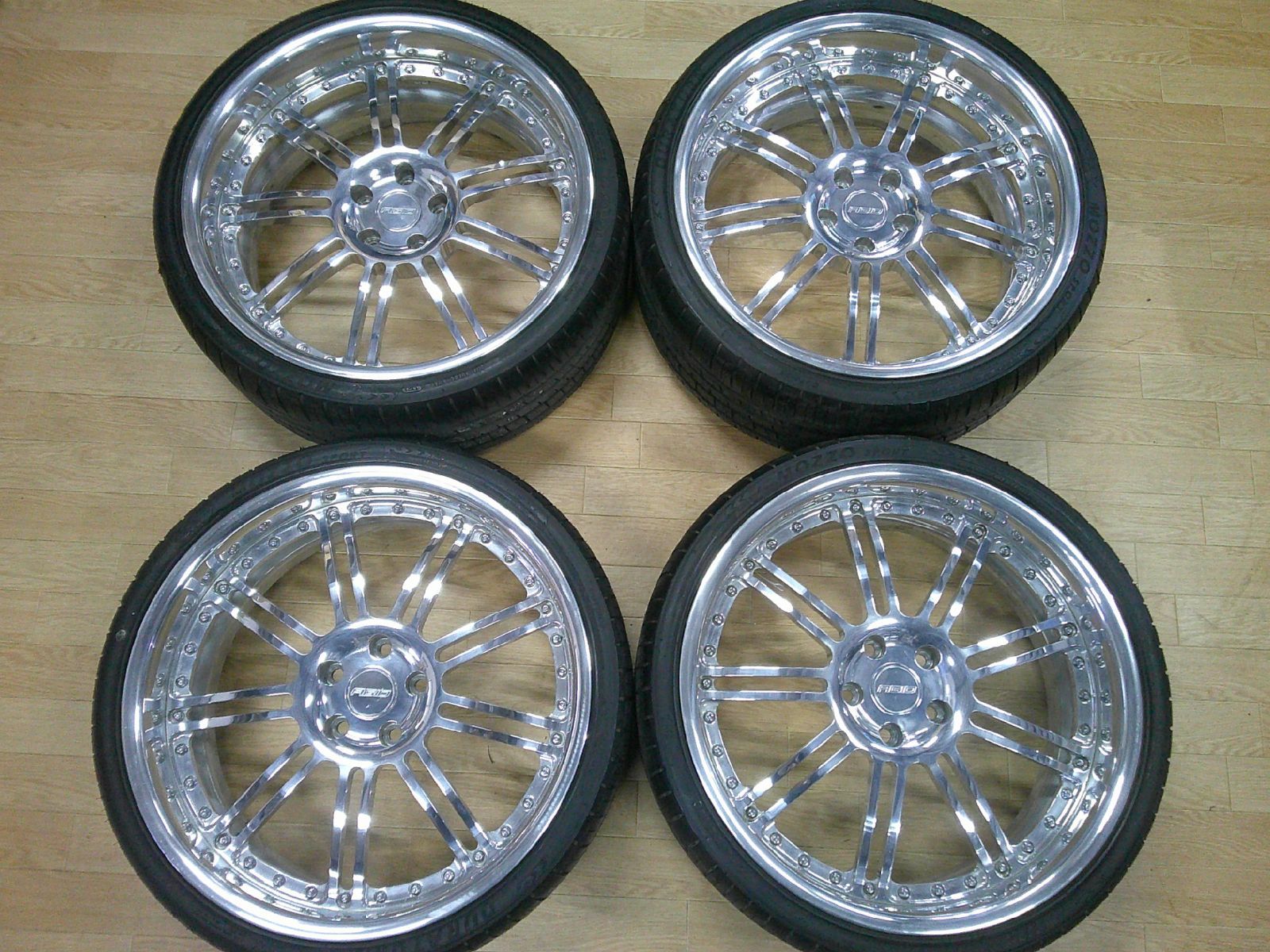 【超希少】AGIO S-NINE アメ鍛 20in タイヤ4本新品 8.5J +20 112-5H ハブ約72.4ｍｍ M14 球座面 アウディ ベンツ W222 W221 W220