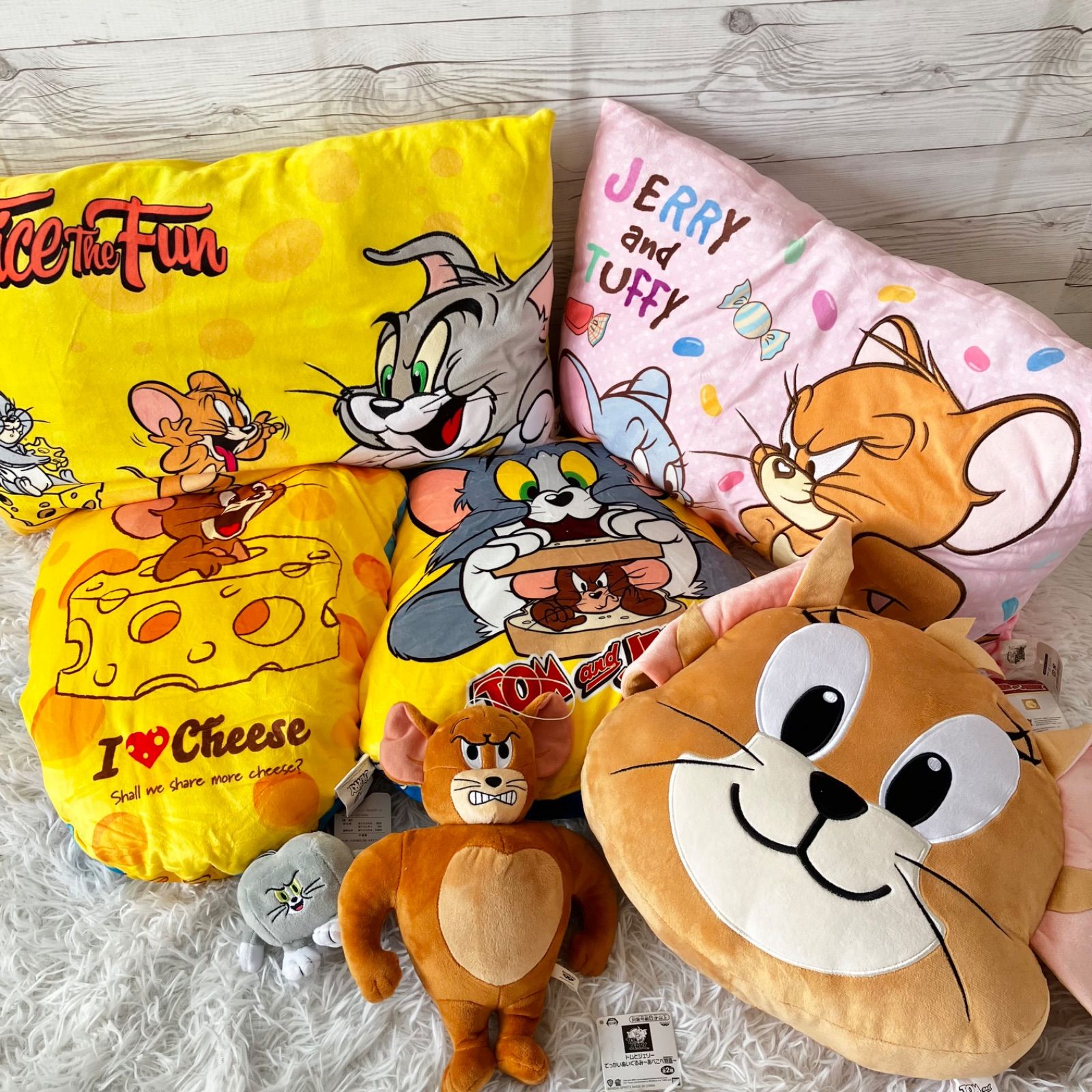 送料込！トムとジェリー　ぬいぐるみ　大量　まとめてセット！　タフィー 送料込！トムとジェリー ぬいぐるみ 大量 まとめてセット