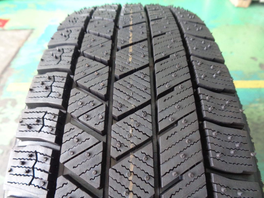 5J-14インチ 4H100 +35 トヨタ ルーミー 純正 中古 アルミ 165/65R14 VRX3 22年製 新品 スタッドレス 旧品 4本