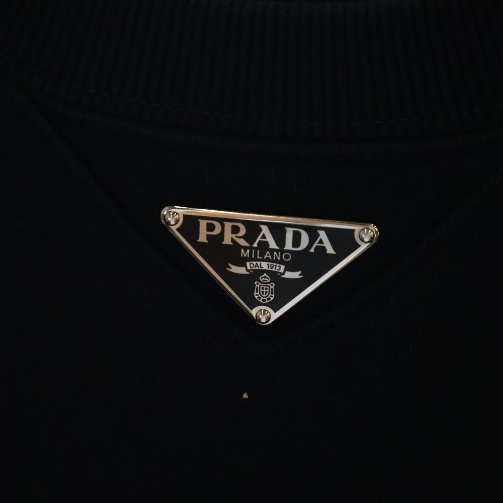 PRADA トライアングルロゴ オーバーサイズ スウェット 中古・古着通販】PRADA (プラダ) トライアングルロゴスウェット