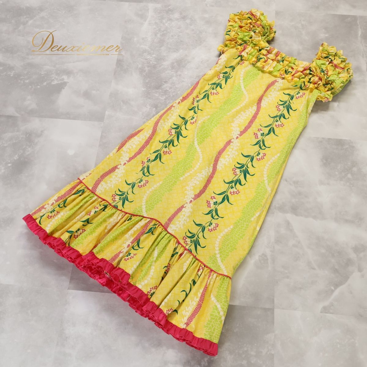 【美品 フラダンス衣装】イエロー T&L MUUMUU FACTORY ドレス ハワイ製 フラダンス衣装】イエロー T&L MUUMUU FACTORY