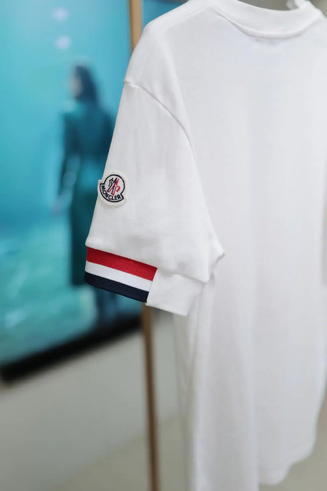 モンクレール　ロンT 長袖　Lサイズ　ホワイト　国内正規品 モンクレール メンズ Tシャツ 長袖 MONCLER ブランド ロンT