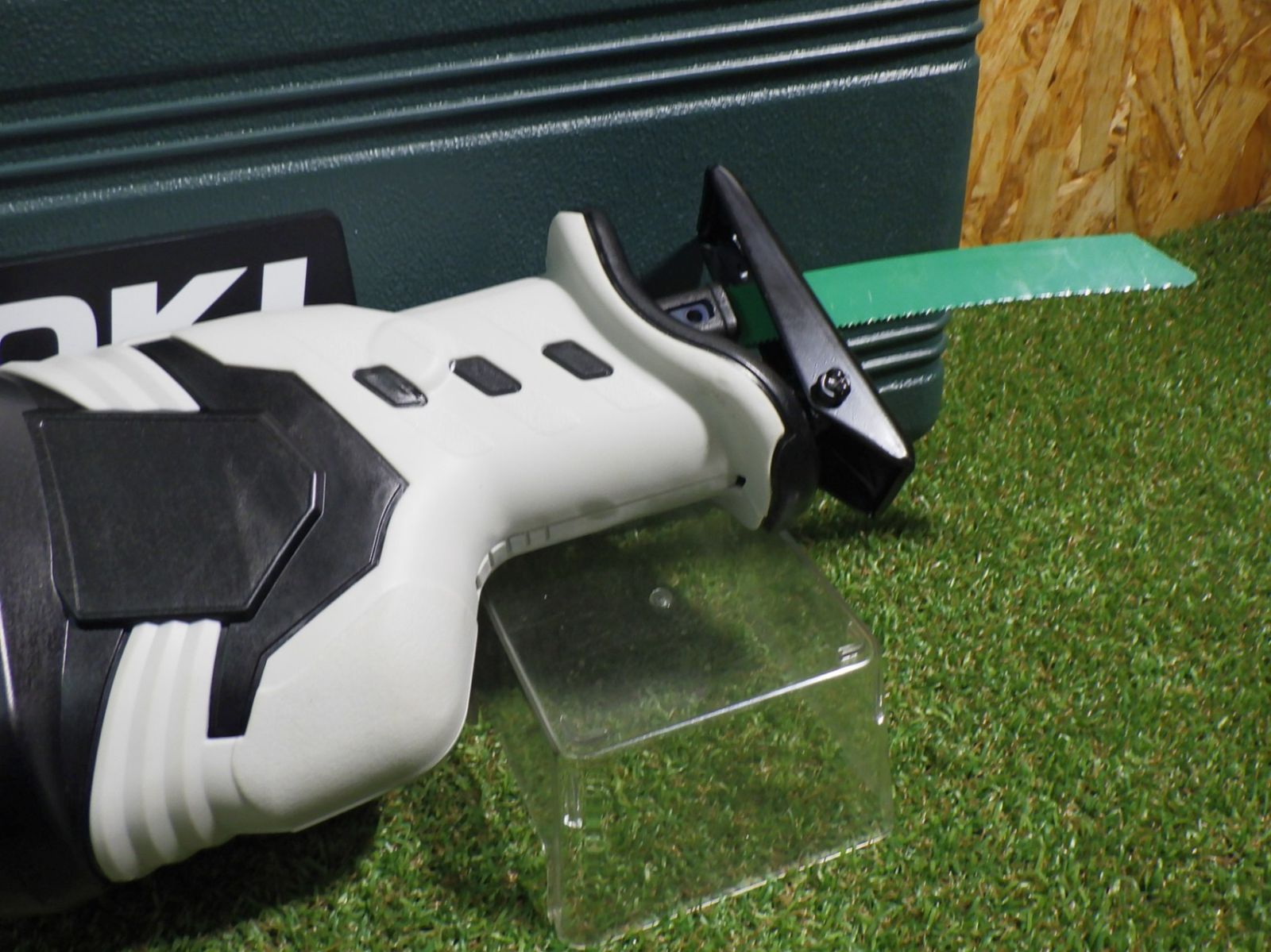 パイプや鋼材 木材などの切断などに