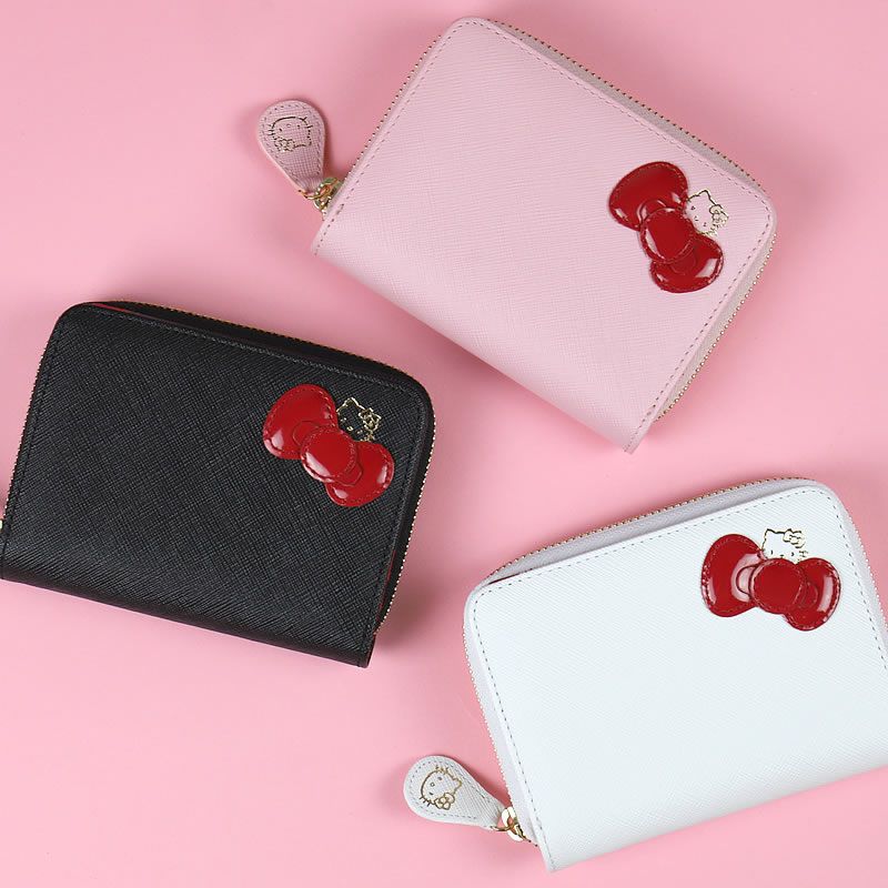 キティちゃん　財布　新品未使用品 新品 キティちゃんグッズ 大人 プレゼント 財布 ラウンド