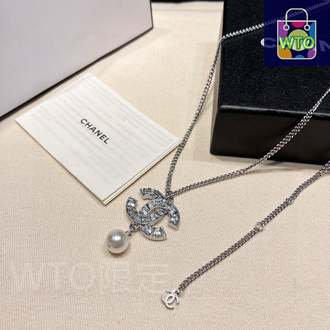 CHANEL アルファベットチャーム ネックレス　ヴィンテージ CHANEL アルファベットチャーム ネックレス ヴィンテージ 今日