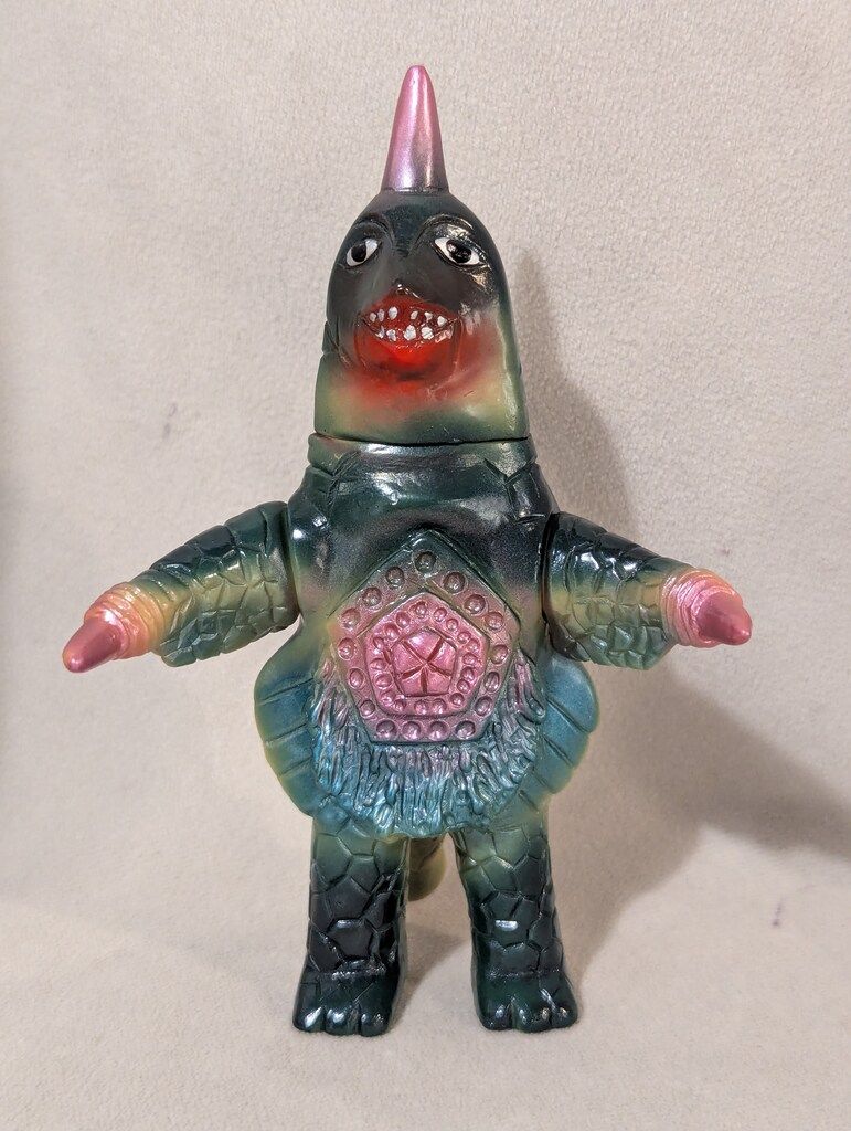 ぶたのはな ソフト焼き玩具 改造ベムスター カーキ成型