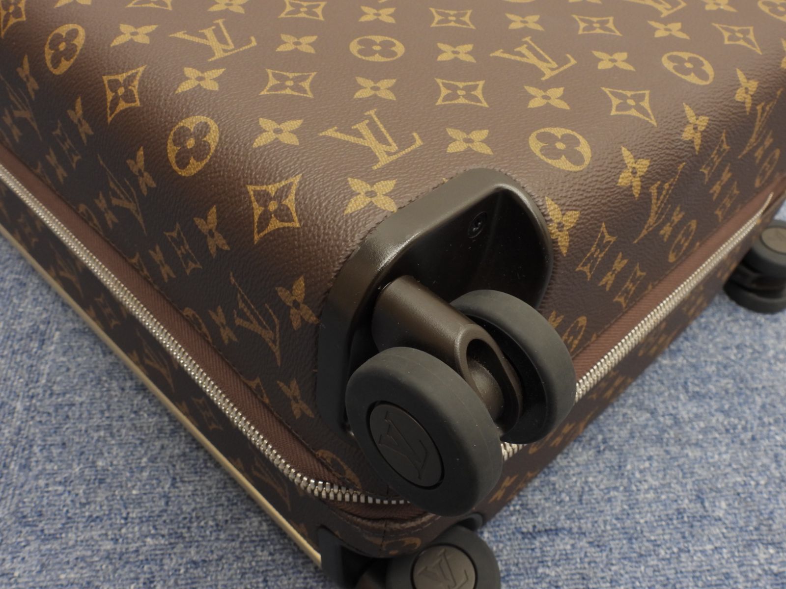 トロリーケース